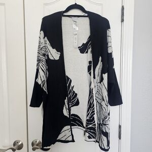 Chicos B&W Ruana Sweater S/M